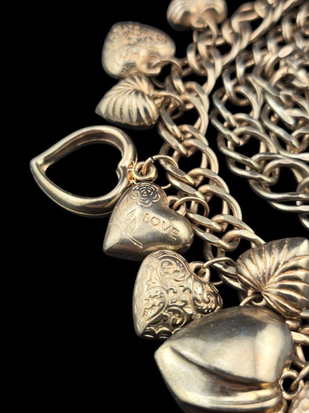 Vintage 40" Puffy Heart Charm Belt/Necklace Large Brassy Gold-Tone 80's - Picture 4 of 9